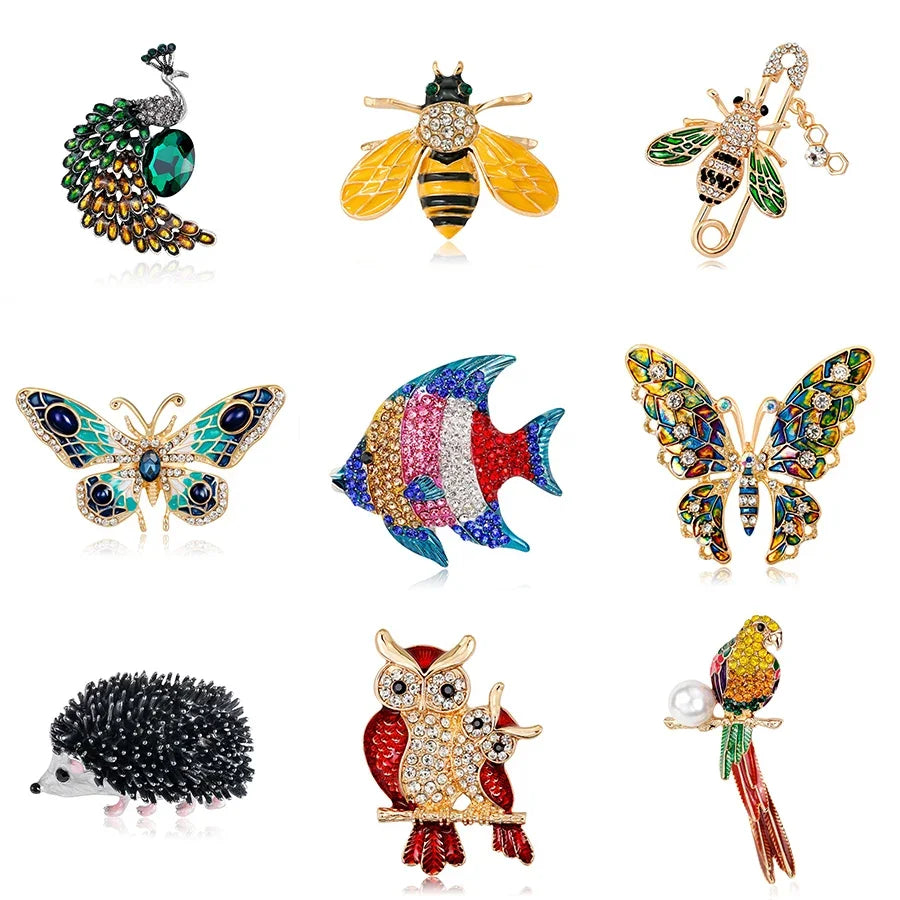 Enamel Animal Brooches for Women Peacock Bee Butterfly Hedgehog Owl Flamingo Parrot Crystal Brooch Pins Party Jewelry