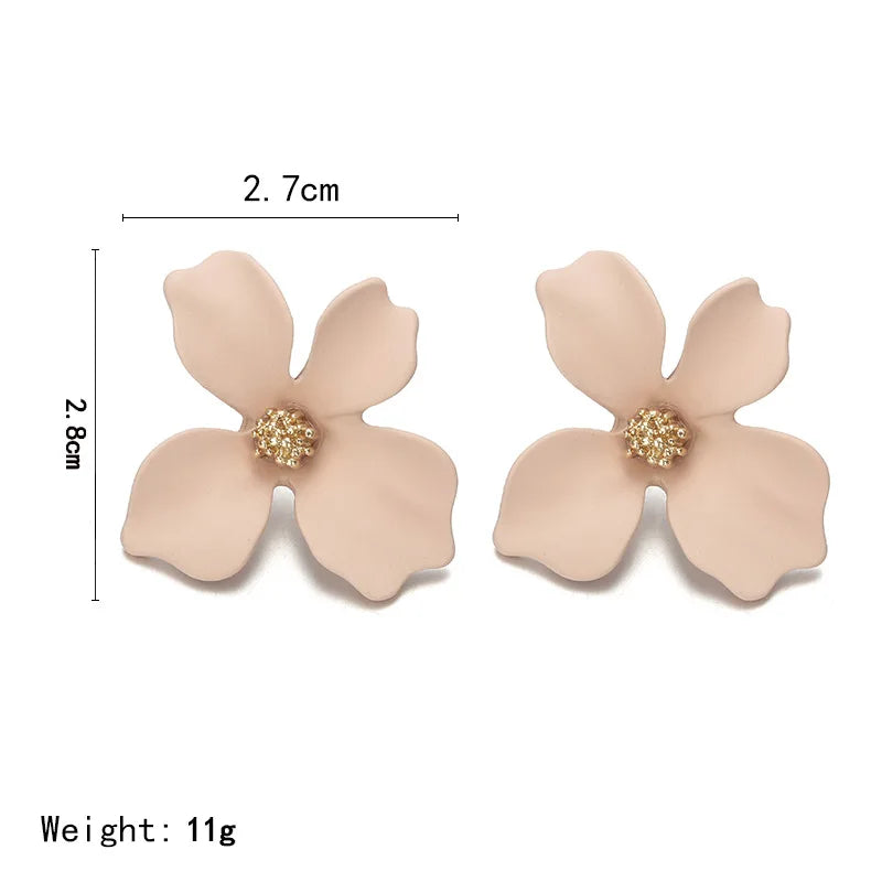 Korean Cute Small Flower Stud Earrings For Women fresh and sweet Statement Earring Girl Fashion Jewelry Gift